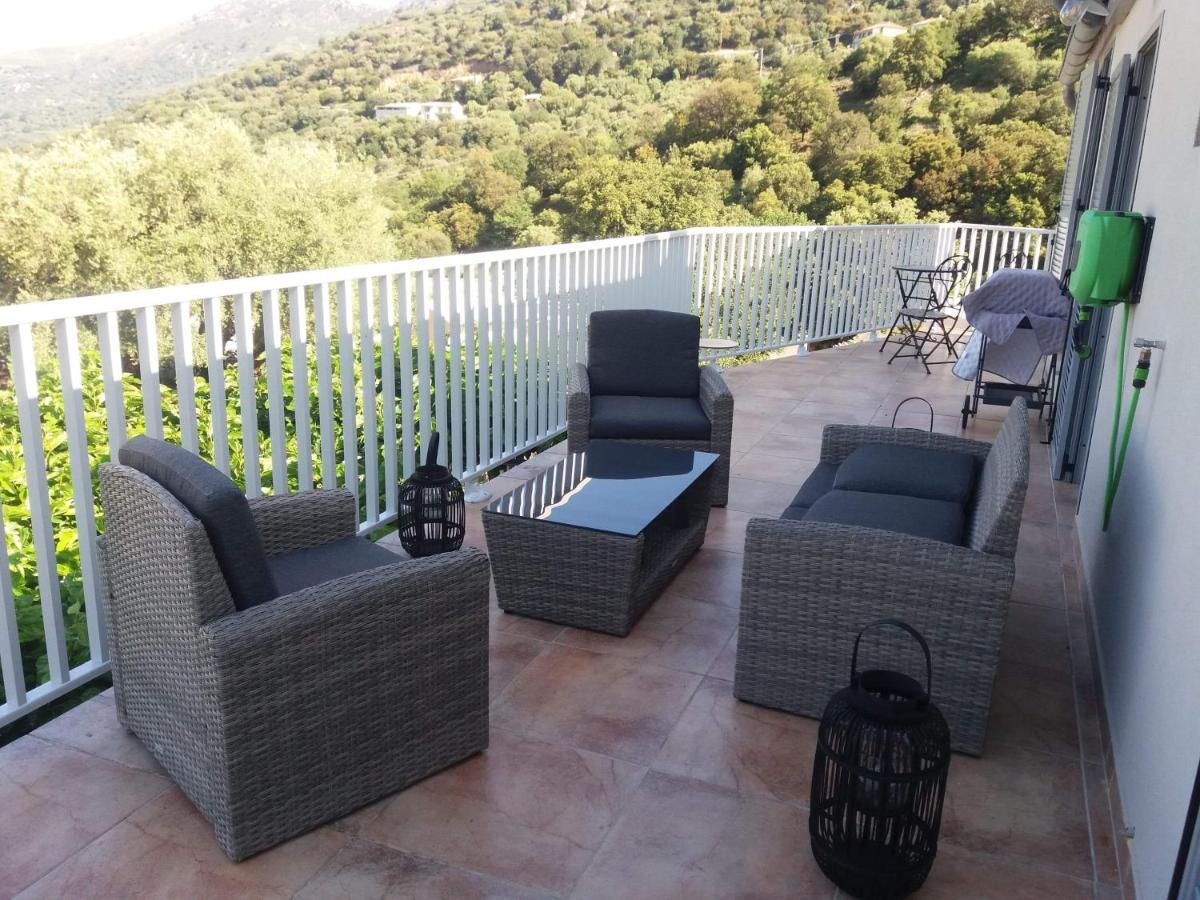 Casa Basgiu, Chambres Avec Balcon Et Table D'Hotes Zilia Bagian luar foto